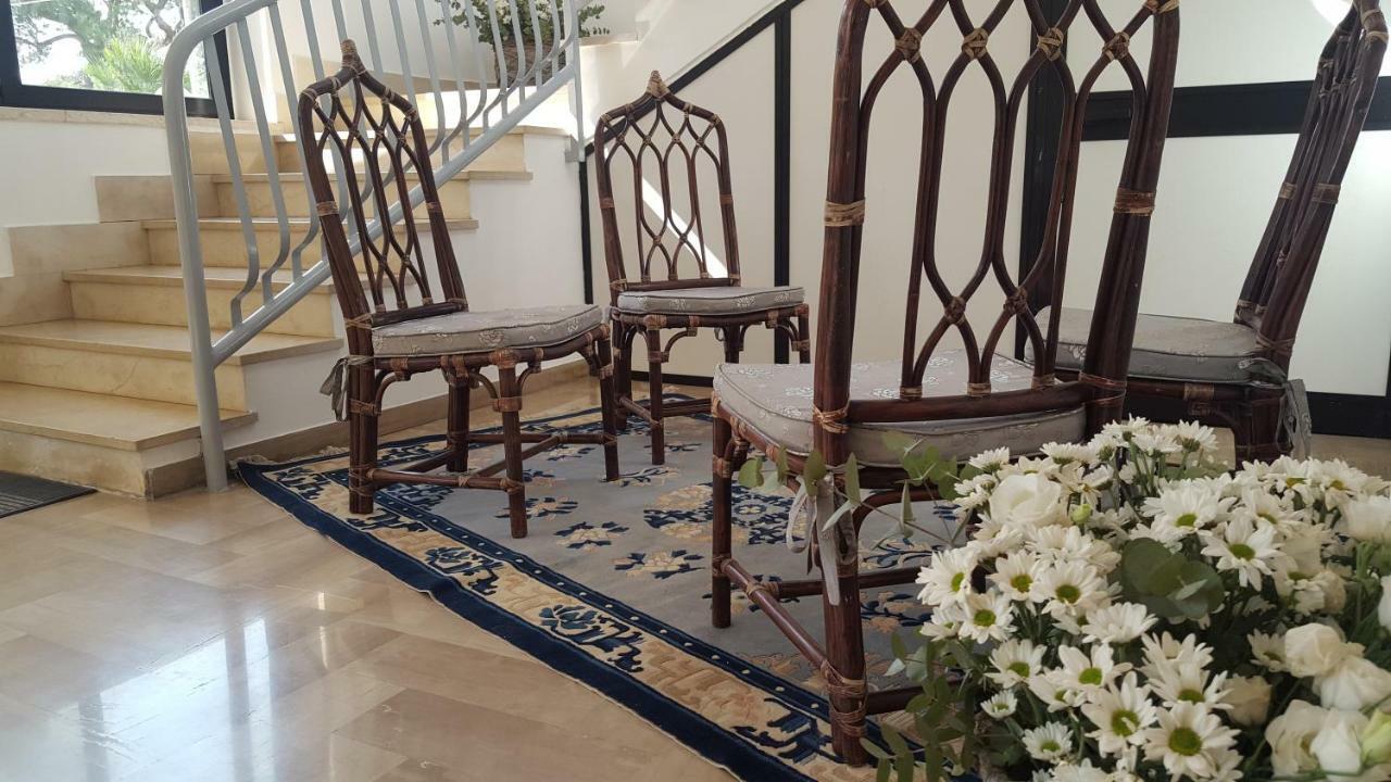 Villa Erry ตรานิ ภายนอก รูปภาพ